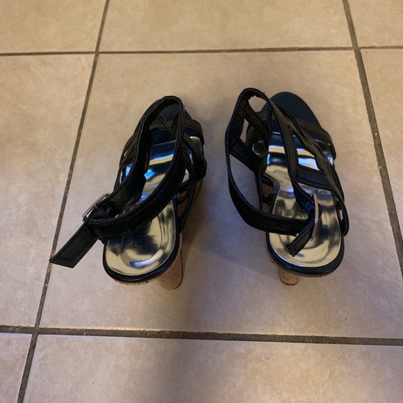 Wedges - Picture 3 of 4